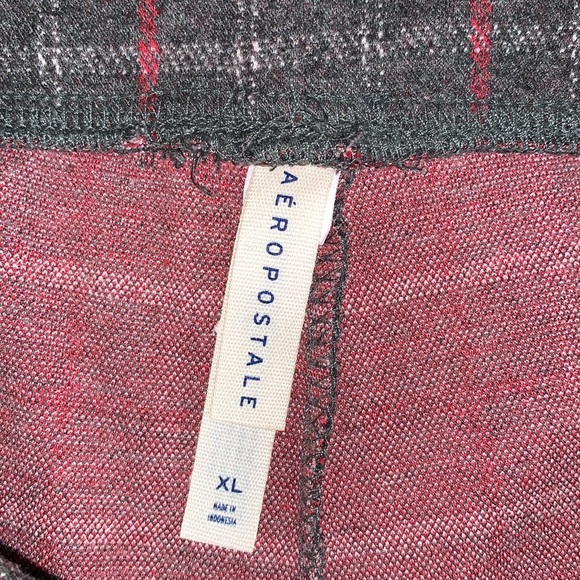 Aeropostale grey plaid leggings, size extra large - Picture 2 of 2